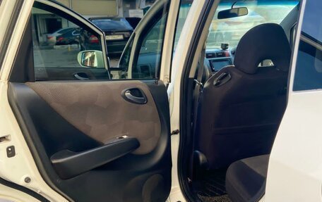 Honda Fit III, 2006 год, 350 000 рублей, 9 фотография