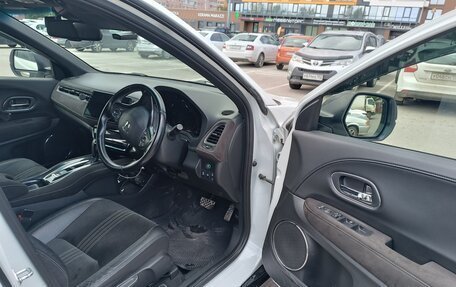 Honda Vezel, 2018 год, 1 750 000 рублей, 4 фотография