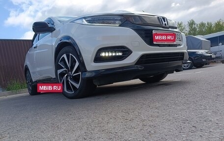 Honda Vezel, 2018 год, 1 750 000 рублей, 2 фотография