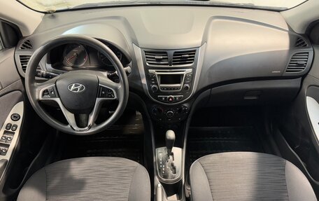 Hyundai Solaris II рестайлинг, 2014 год, 899 800 рублей, 10 фотография