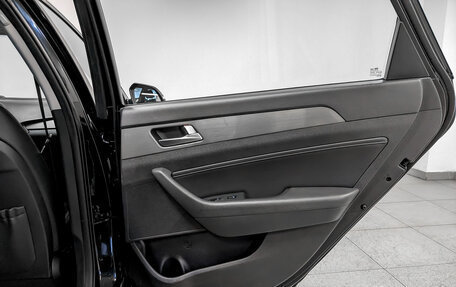 Hyundai Sonata VII, 2018 год, 1 990 000 рублей, 14 фотография