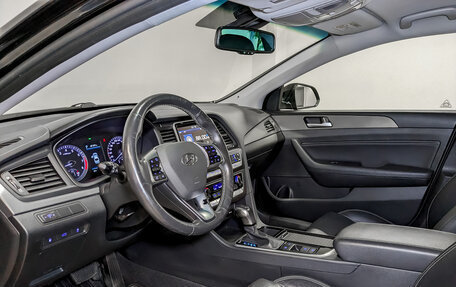 Hyundai Sonata VII, 2018 год, 1 990 000 рублей, 23 фотография