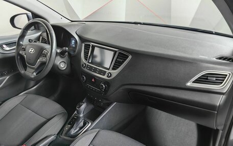 Hyundai Solaris II рестайлинг, 2019 год, 1 385 000 рублей, 8 фотография
