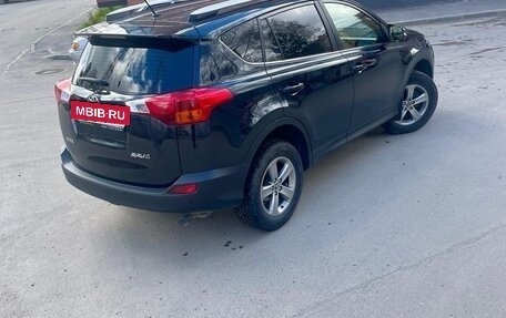 Toyota RAV4, 2015 год, 1 865 000 рублей, 6 фотография
