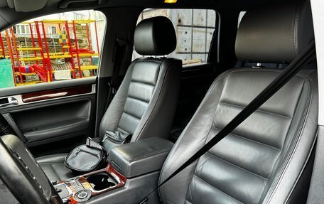 Volkswagen Touareg III, 2006 год, 1 150 000 рублей, 10 фотография