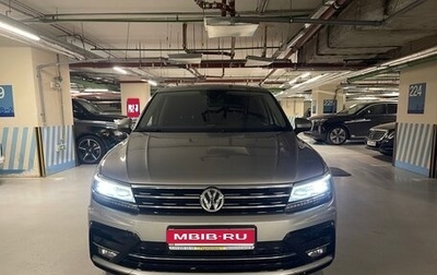 Volkswagen Tiguan II, 2018 год, 3 700 000 рублей, 1 фотография