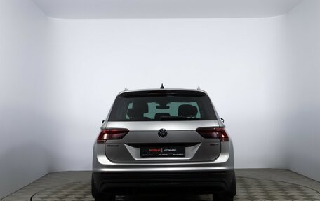 Volkswagen Tiguan II, 2020 год, 2 280 000 рублей, 6 фотография