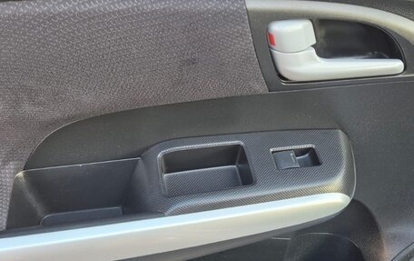 Honda Insight II рестайлинг, 2012 год, 1 100 000 рублей, 12 фотография