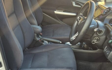 Honda Insight II рестайлинг, 2012 год, 1 100 000 рублей, 32 фотография