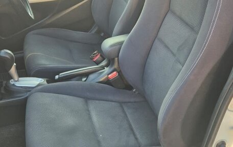 Honda Insight II рестайлинг, 2012 год, 1 100 000 рублей, 29 фотография