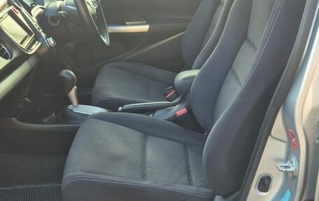 Honda Insight II рестайлинг, 2012 год, 1 100 000 рублей, 28 фотография