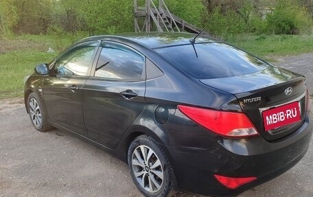 Hyundai Solaris II рестайлинг, 2014 год, 1 200 000 рублей, 4 фотография