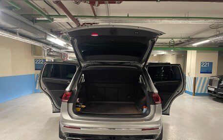 Volkswagen Tiguan II, 2018 год, 3 700 000 рублей, 20 фотография
