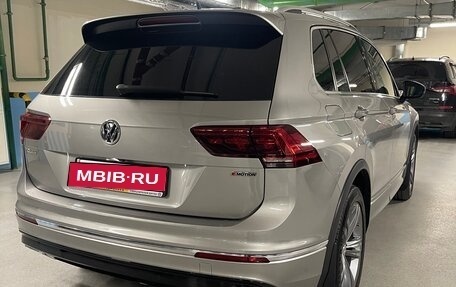 Volkswagen Tiguan II, 2018 год, 3 700 000 рублей, 12 фотография