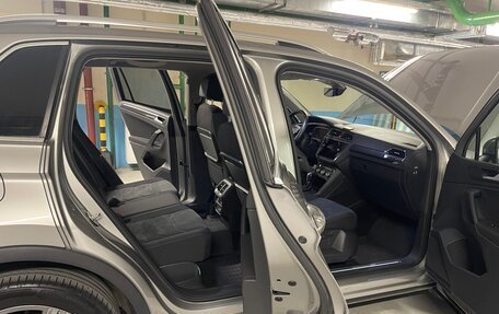 Volkswagen Tiguan II, 2018 год, 3 700 000 рублей, 22 фотография