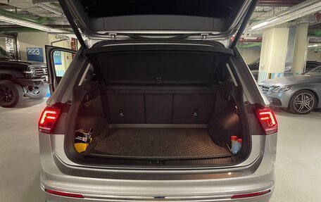 Volkswagen Tiguan II, 2018 год, 3 700 000 рублей, 37 фотография