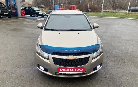 Chevrolet Cruze II, 2012 год, 650 000 рублей, 3 фотография