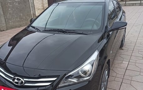 Hyundai Solaris II рестайлинг, 2016 год, 1 150 000 рублей, 3 фотография