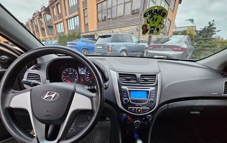 Hyundai Solaris II рестайлинг, 2013 год, 730 000 рублей, 4 фотография