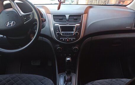 Hyundai Solaris II рестайлинг, 2016 год, 1 150 000 рублей, 11 фотография