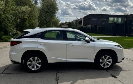 Lexus RX IV рестайлинг, 2016 год, 4 200 000 рублей, 32 фотография