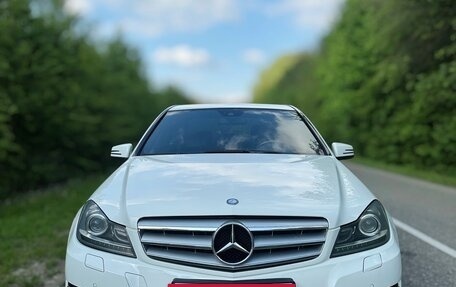 Mercedes-Benz C-Класс, 2011 год, 1 650 000 рублей, 2 фотография