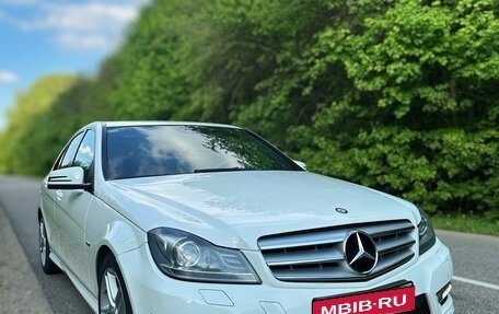 Mercedes-Benz C-Класс, 2011 год, 1 650 000 рублей, 6 фотография