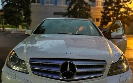 Mercedes-Benz C-Класс, 2011 год, 1 650 000 рублей, 18 фотография