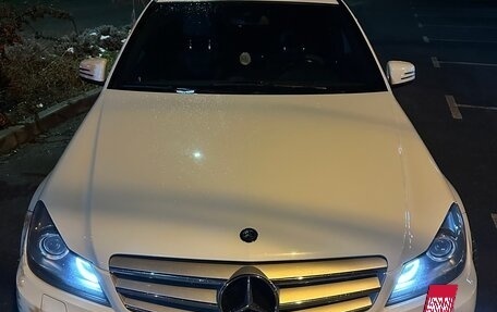 Mercedes-Benz C-Класс, 2011 год, 1 650 000 рублей, 19 фотография