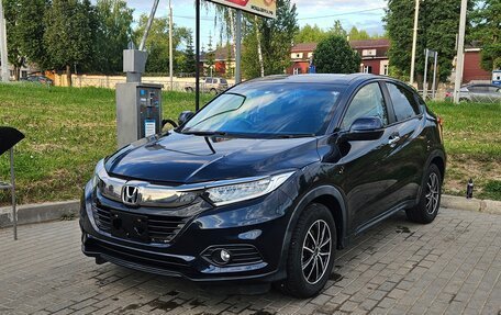 Honda Vezel, 2019 год, 2 450 000 рублей, 2 фотография