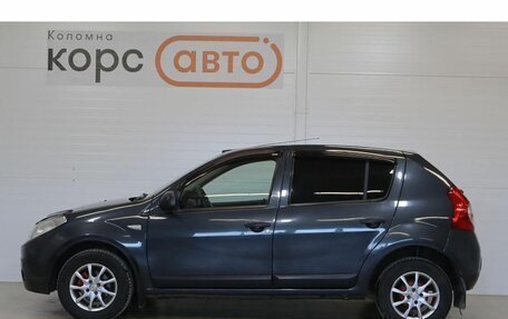 Renault Sandero I, 2010 год, 500 000 рублей, 2 фотография