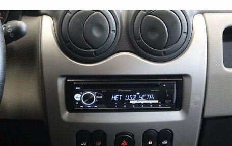 Renault Sandero I, 2010 год, 500 000 рублей, 8 фотография
