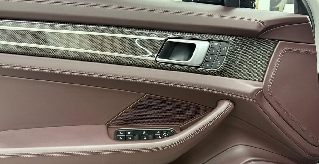 Porsche Panamera Turbo S, 2021 год, 17 900 000 рублей, 12 фотография