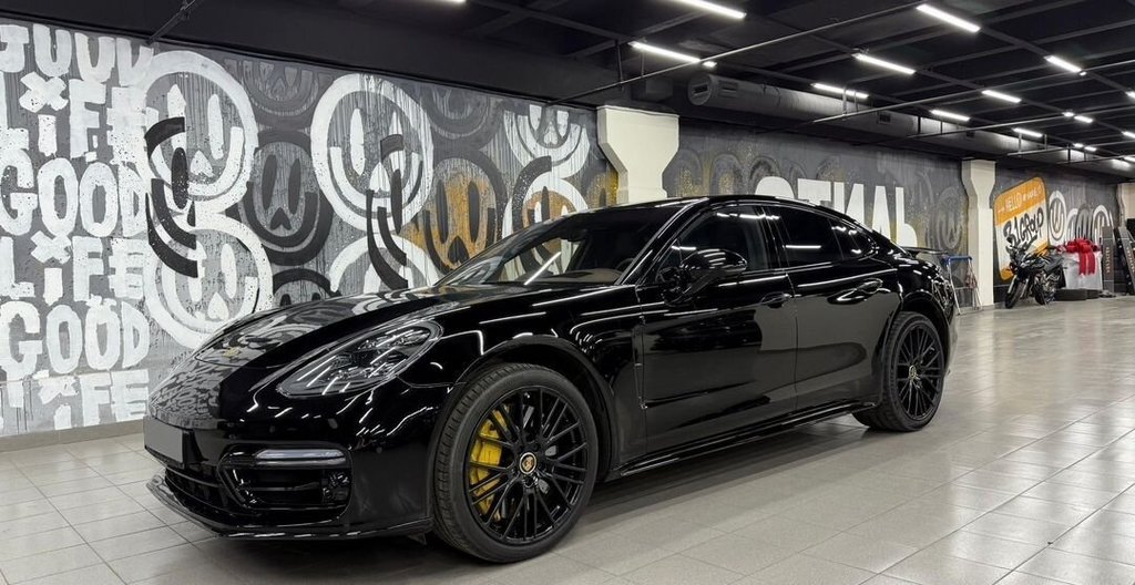 Porsche Panamera Turbo S, 2021 год, 17 900 000 рублей, 8 фотография