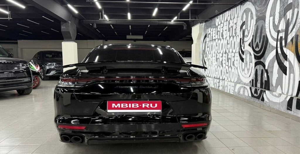 Porsche Panamera Turbo S, 2021 год, 17 900 000 рублей, 6 фотография