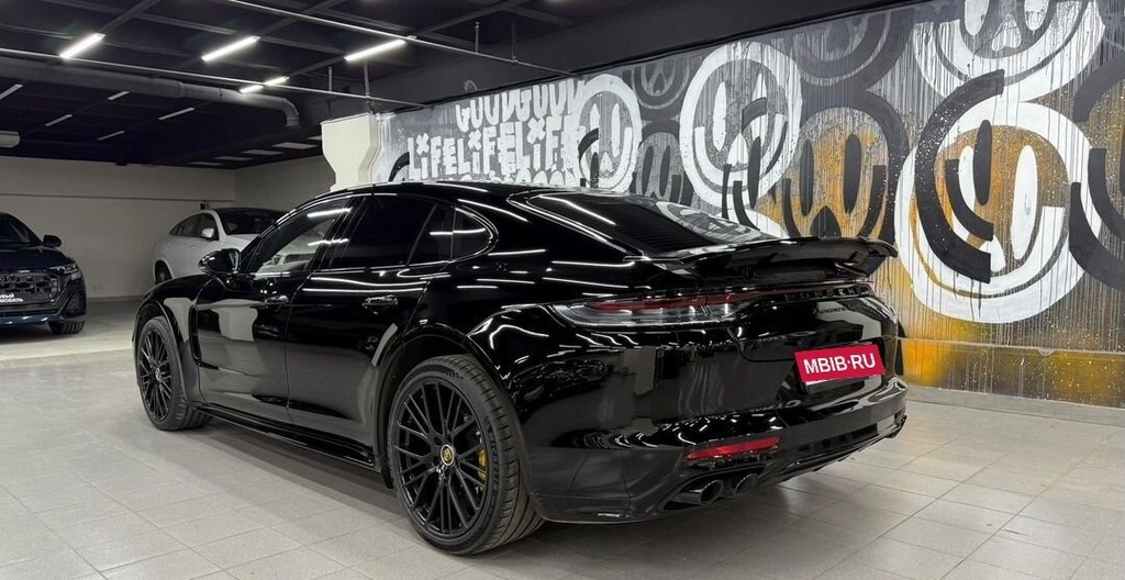 Porsche Panamera Turbo S, 2021 год, 17 900 000 рублей, 5 фотография