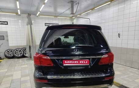 Mercedes-Benz GL-Класс, 2013 год, 2 750 000 рублей, 4 фотография