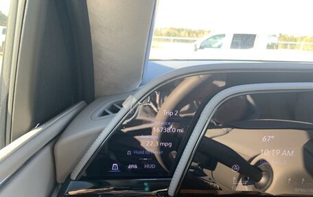 Cadillac Escalade V, 2022 год, 10 900 000 рублей, 13 фотография