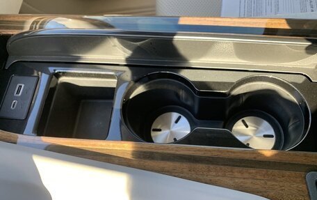 Cadillac Escalade V, 2022 год, 10 900 000 рублей, 18 фотография