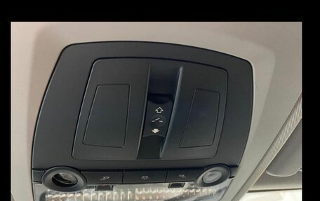 BMW 5 серия, 2011 год, 2 300 000 рублей, 17 фотография