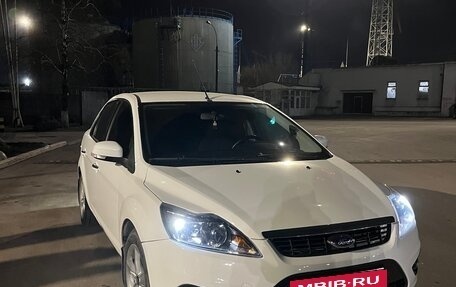Ford Focus II рестайлинг, 2011 год, 830 000 рублей, 2 фотография