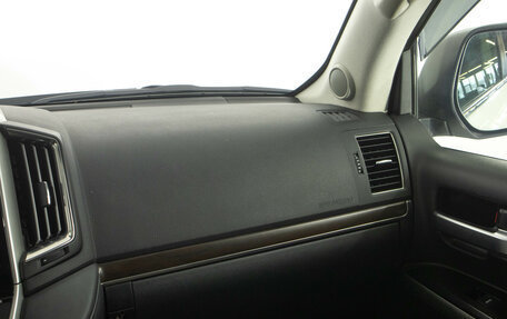 Toyota Land Cruiser 200, 2015 год, 6 599 000 рублей, 19 фотография