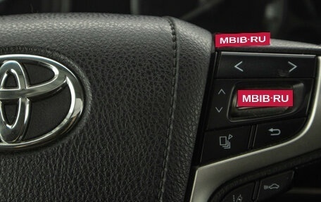 Toyota Land Cruiser 200, 2015 год, 6 599 000 рублей, 22 фотография