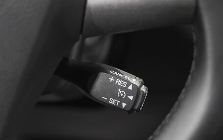 Toyota RAV4, 2011 год, 1 349 000 рублей, 16 фотография