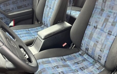 Mercedes-Benz C-Класс, 1995 год, 450 000 рублей, 9 фотография