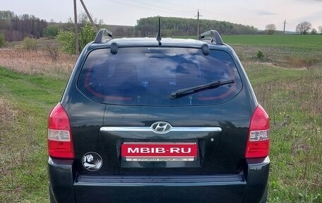 Hyundai Tucson III, 2006 год, 750 000 рублей, 2 фотография
