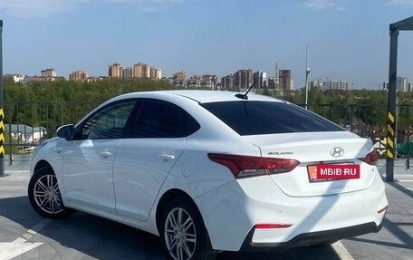 Hyundai Solaris II рестайлинг, 2017 год, 1 099 000 рублей, 3 фотография