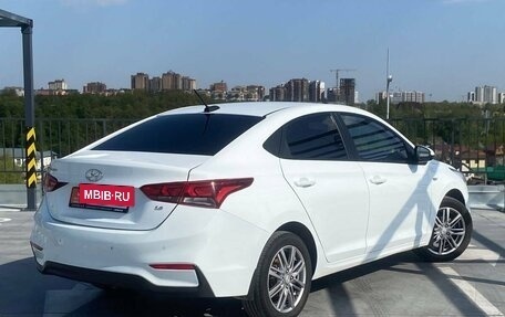 Hyundai Solaris II рестайлинг, 2017 год, 1 099 000 рублей, 5 фотография