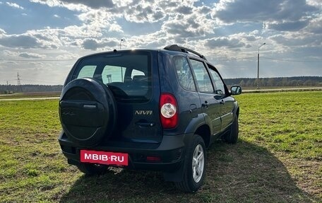 Chevrolet Niva I рестайлинг, 2016 год, 749 000 рублей, 2 фотография