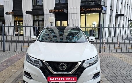 Nissan Qashqai, 2021 год, 2 350 000 рублей, 2 фотография